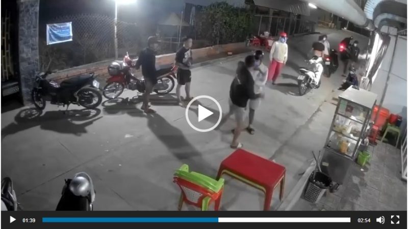 Camara góc thứ 2 vụ việc Cậu đến tìm cháu rồi đưa cháu về gặp các cụ