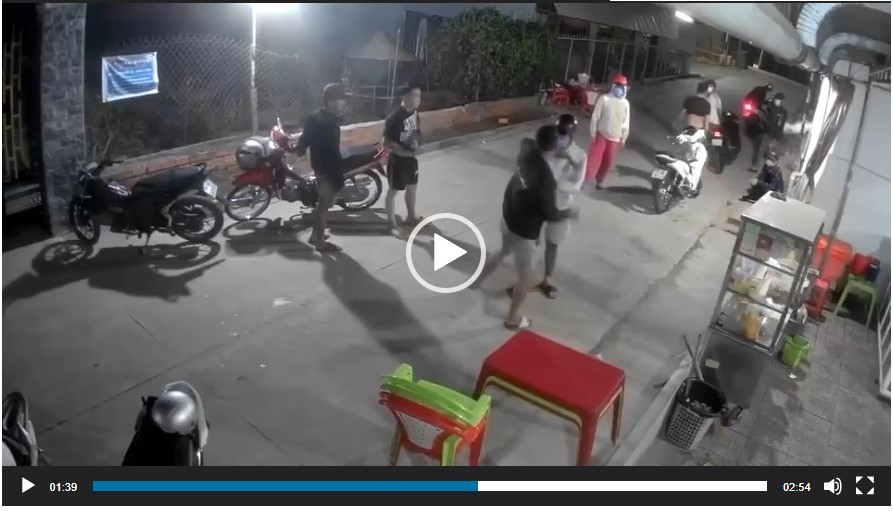 Camara góc thứ 2 vụ việc Cậu đến tìm cháu rồi đưa cháu về gặp các cụ