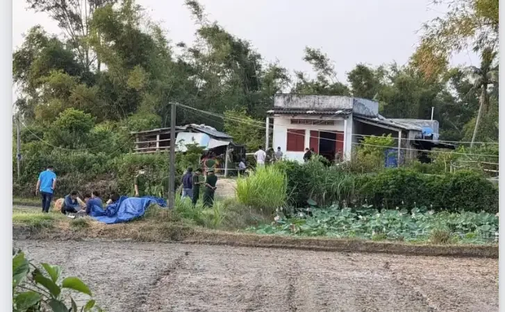 4 ng tuvonq trong căn nhà ở Gia Lai các thithe bị 🔥😰 Các nạn nhân gồm bà ngoại, con gái và 2 cháu sinh đôi đang học lớp 9