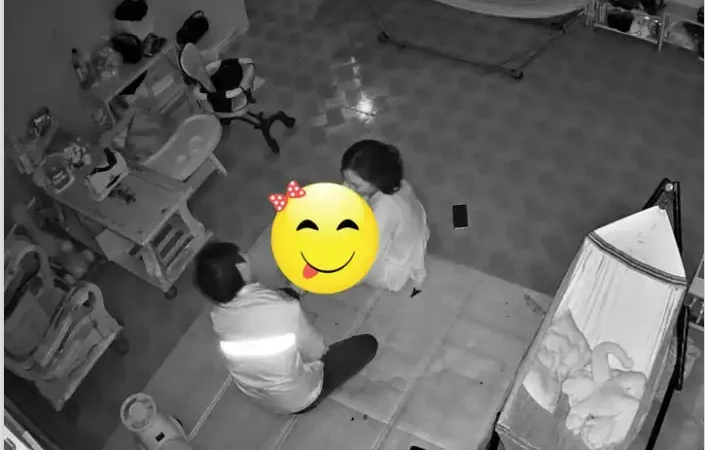 ❗️Đã có đoạn cam vụ viral nhất mấy nay, hơn cả flim ⚡ nữa 🥶 B thân kiểu gì mà húp luôn cả bk của b thì chịu rồi🤔 Anh ck chắc phải 🌶️ lắm mới lắp cam bí ẩn như vậy, này thì hết chối luôn  👇